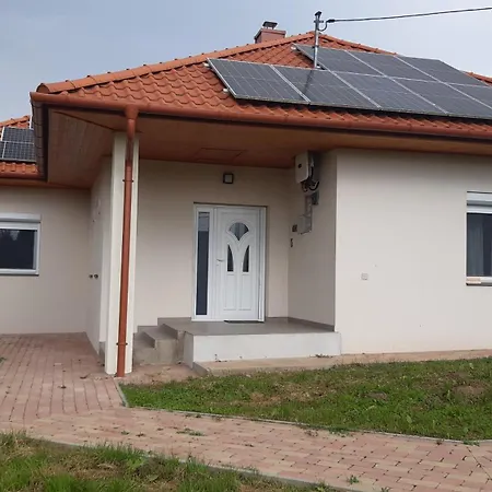 Apartment Barlang Utca *